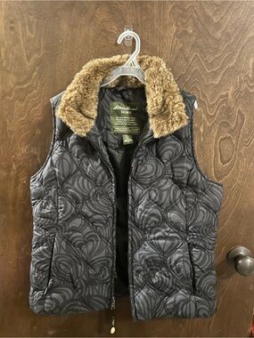 Eddie Bauer Black Gray Quilted Down Vest with Faux Fur Collar